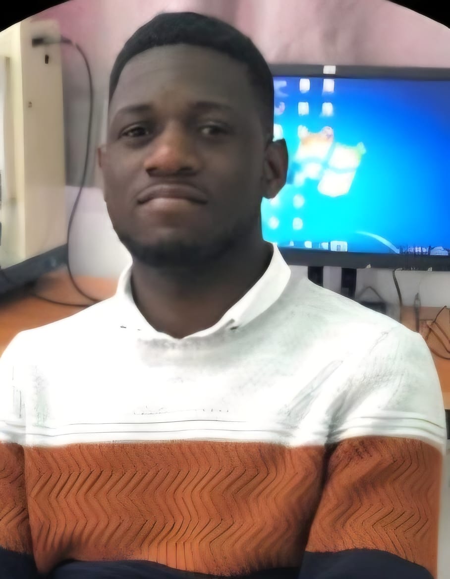 Yorick Mbagou, Responsable Technique Automatisme d'Olouomo Lab